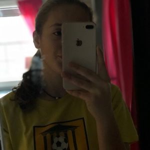 Meet your Posher, Carly